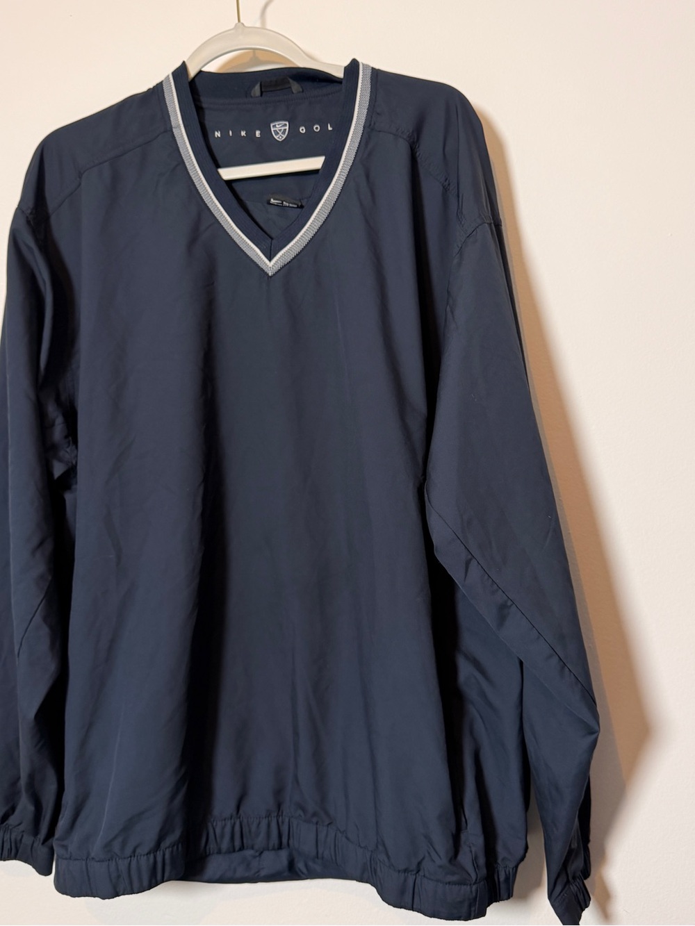 Nike Golf Navy and White V‑Neck Pullover